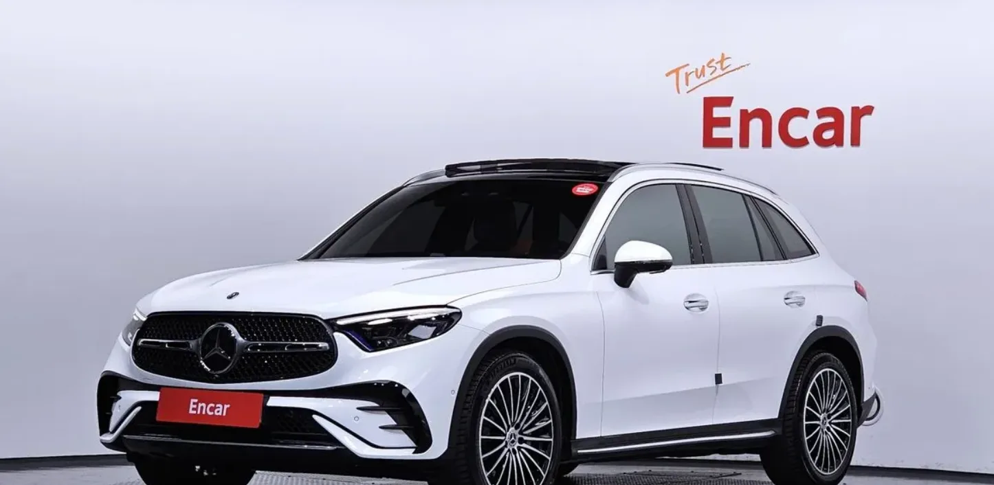 2025 Mercedes-Benz GLC 300