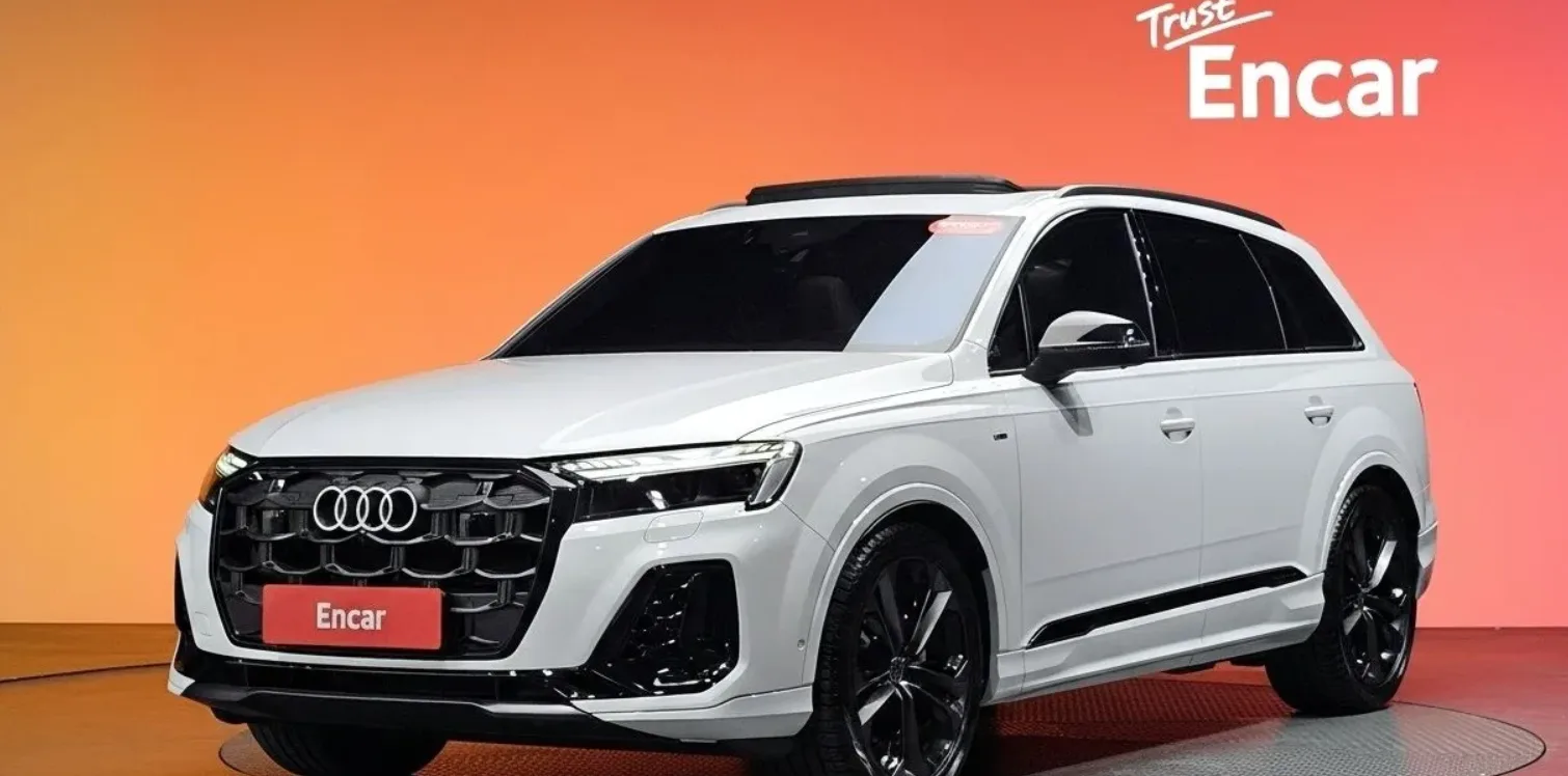 2025 Audi Q7 55 Platinum