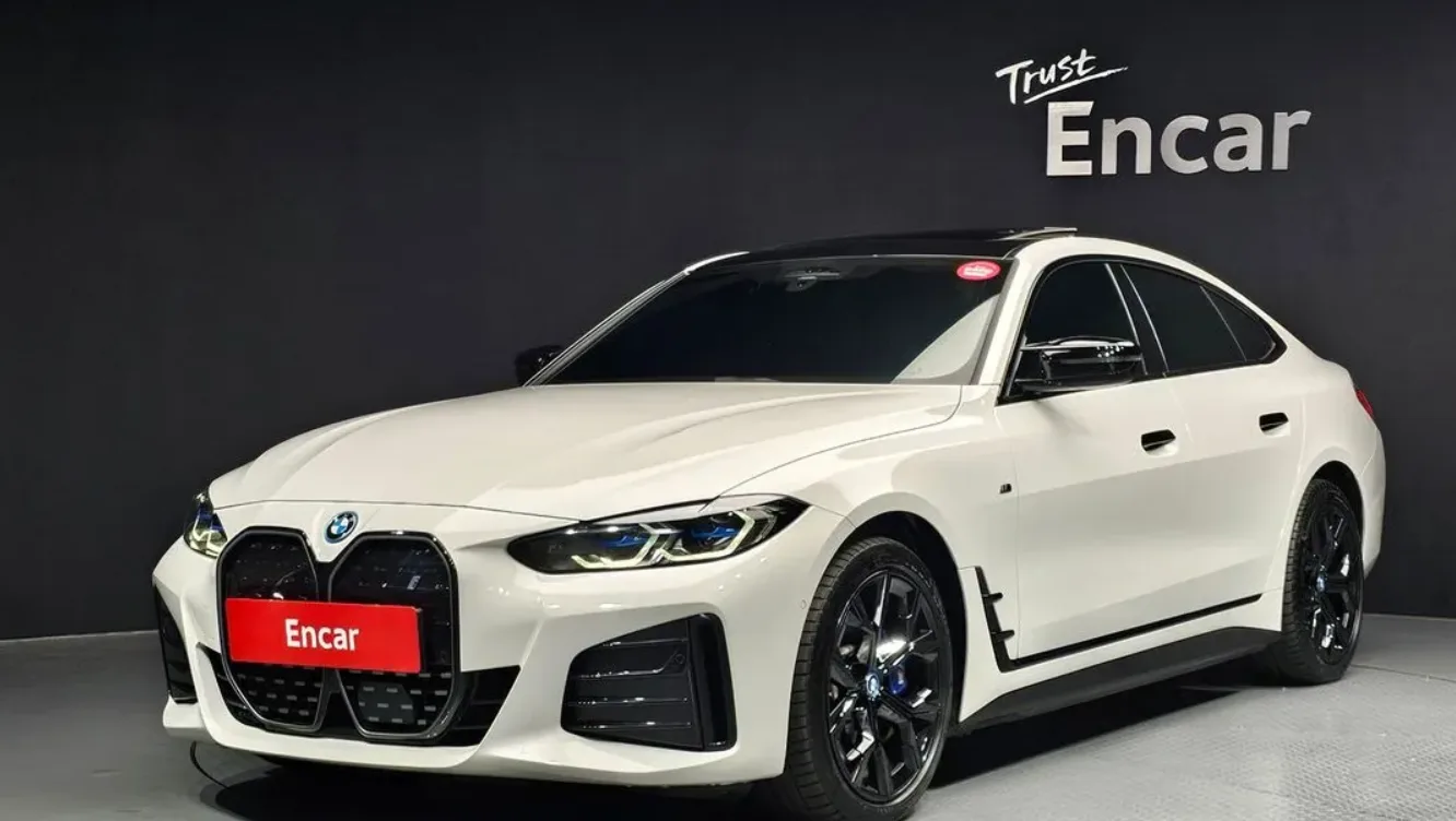 2024 BMW i4