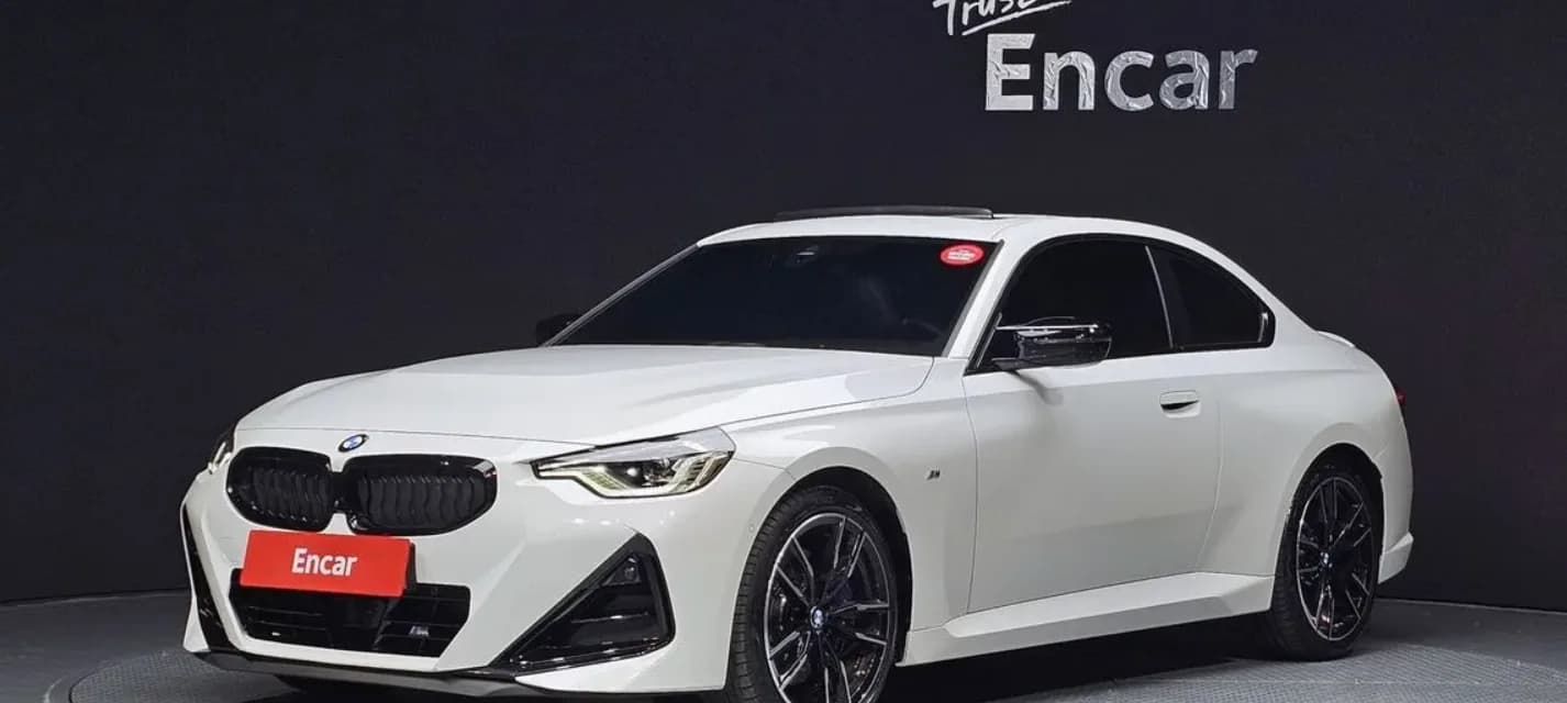 2025 BMW M240i xDrive