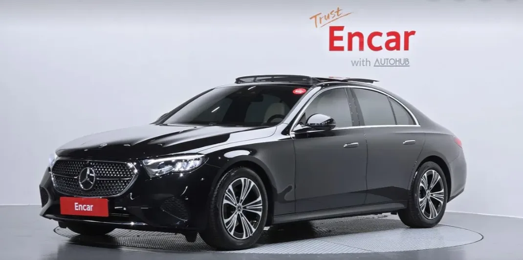 2025 Mercedes-Benz E 200