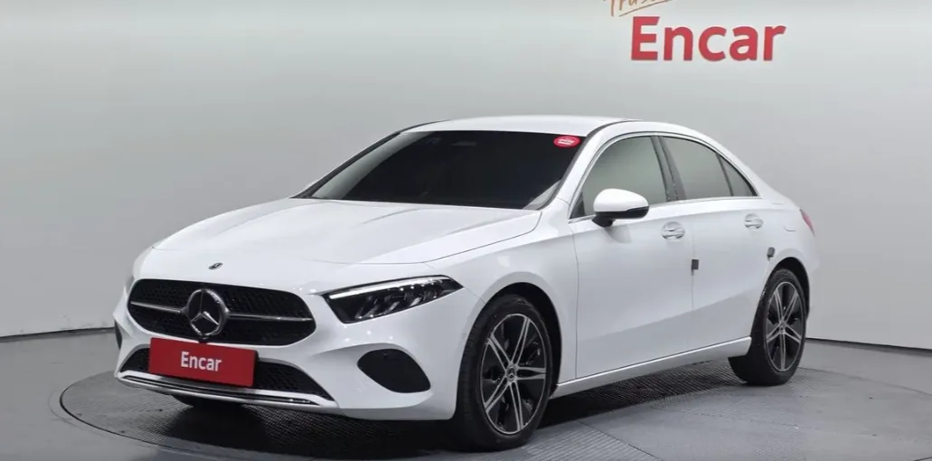 2024 Mercedes-Benz A 220