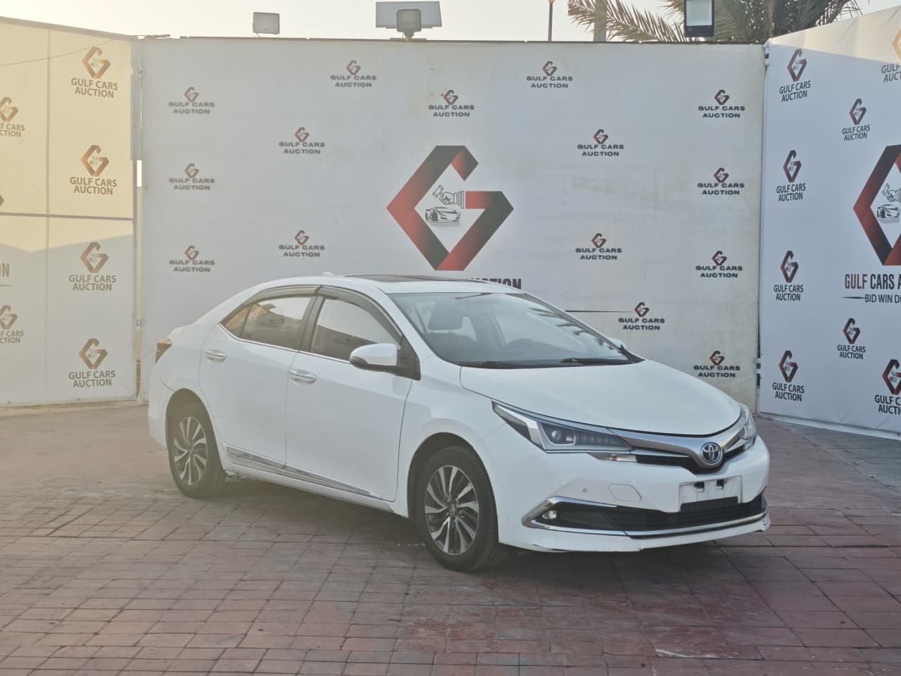 2018 TOYOTA COROLLA HYBRID GL-I